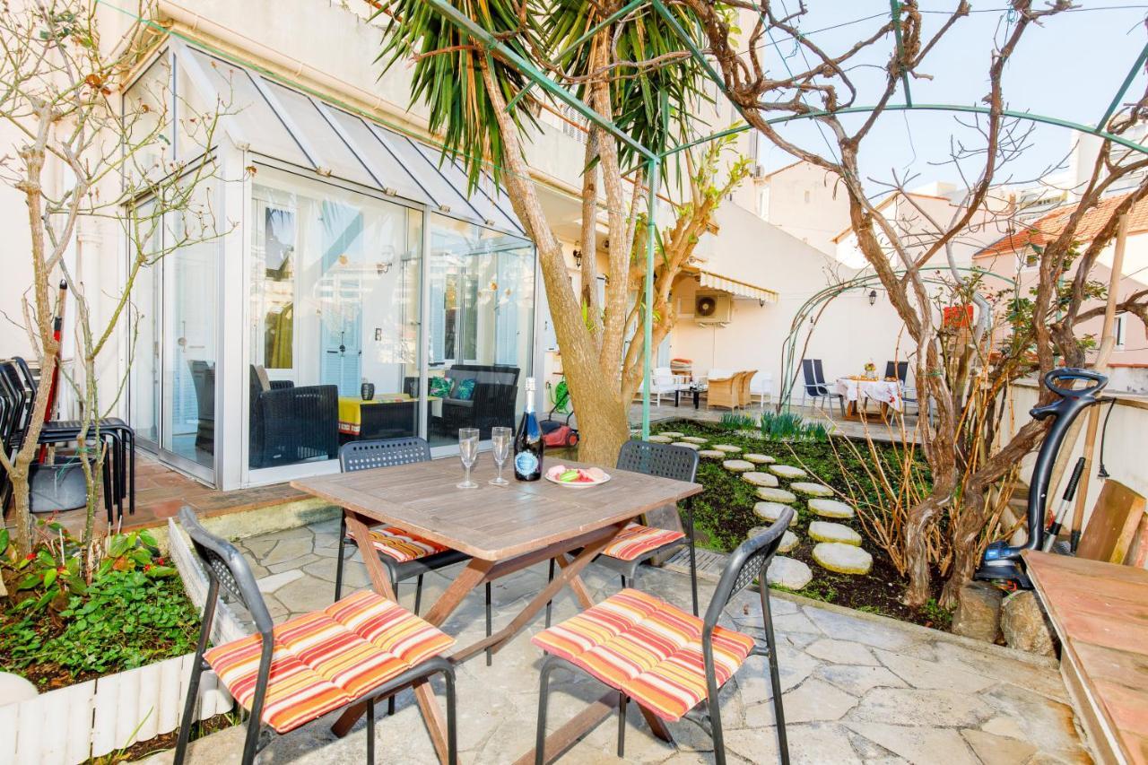 Little Garden Yourhosthelper Cannes